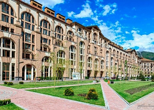 «Красная поляна»  комплекс апартам