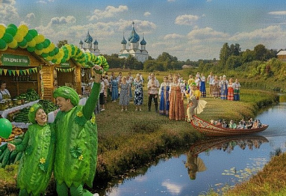 Хруст-Бум-Огурец в Суздале