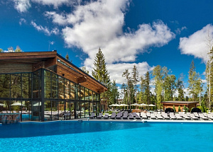 Les Art Resort